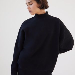 ARITZIA TNA COZY FLEECE MEGA BOYFRIEND SWEATSHIRT SIZE 1
